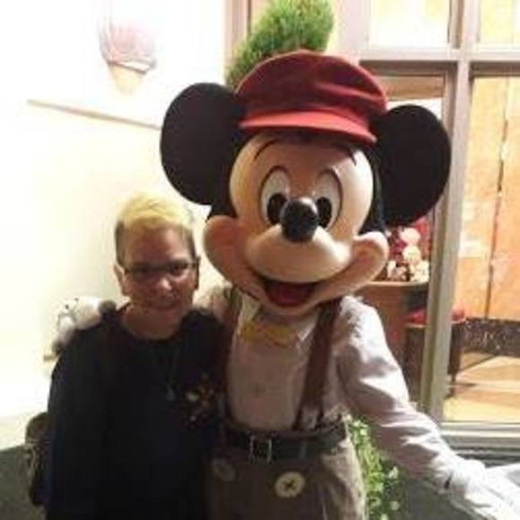 Meet your Posher, Sherry - Picture 1 of 1